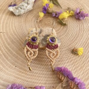 Pendientes de macramé y amatista